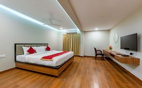 Vov Hotels Vijayapura